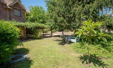 Casa en venta - 10 Dormitorios 10 Baños - 785Mts2 - Pinamar