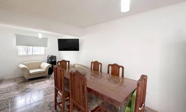 Casa en venta - 2 Dormitorios 1 Baño - Santa Fe
