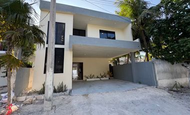 CASA EN VENTA EN CHICXULUB PUERTO