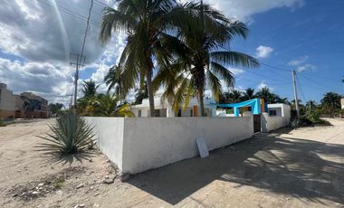 CASA EN VENTA EN TELCHAC PUERTO, MERIDA