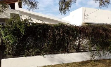 Casa en venta - 2 Dormitorios 1 Baño 1 Cochera - 600Mts2 - General Villegas
