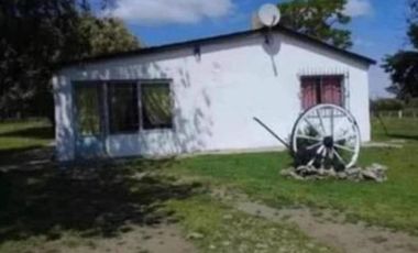 Quinta en venta - 2 Dormitorios 1 Baño - 5.000Mts2 - Adolfo Alsina