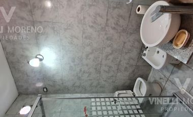 Casa 3 DORMITORIOS COCHERA JARDIN