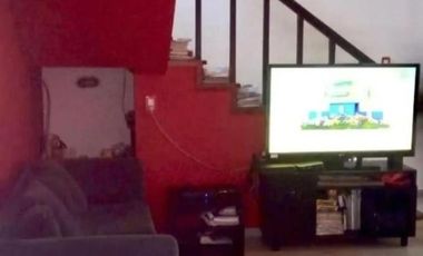 Casa en venta - 3 Dormitorios 2 Baños - Cochera - 207Mts2 - Banfield