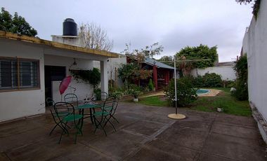 Casa en  Luis Guillon