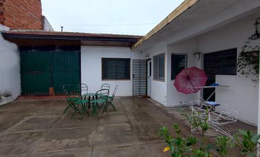 Casa en  Luis Guillon