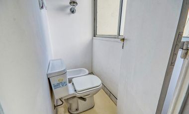 Amplio 3 ambientes c/ balcón terraza y parrilla - Recoleta