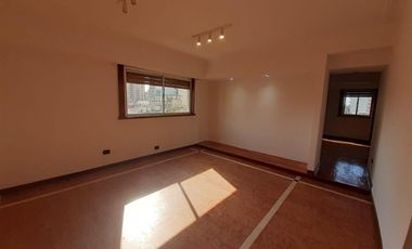 Departamento en venta - 3 Dormitorios 4 Baños- Cochera - 256Mts2 - Avellaneda