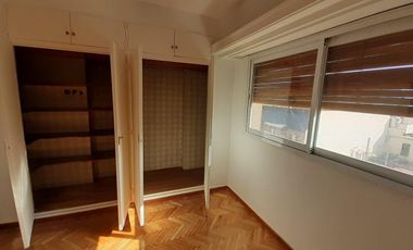 Departamento en venta - 3 Dormitorios 4 Baños- Cochera - 256Mts2 - Avellaneda