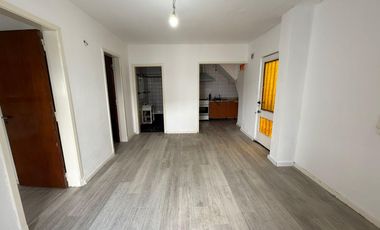 CASA 3 AMBIENTES VENTA en 20 de Septiembre 4091  (Remedios de Escalada)