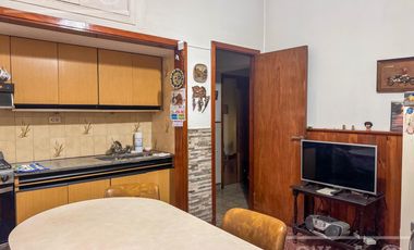 Casa en Venta de 4 Ambientes, Bernal.