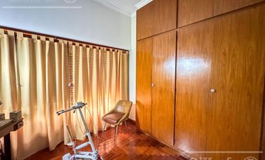 Casa en Venta de 4 Ambientes, Bernal.