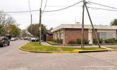 Casa en Venta de 4 Ambientes, Bernal.