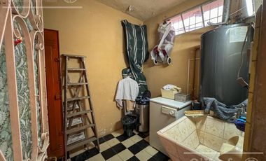Casa en Venta de 4 Ambientes, Bernal.