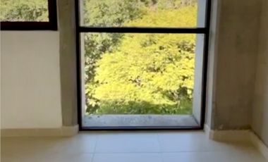 Renta Casa en condominio pequeño Jardín compartido, vigilancia y terraza