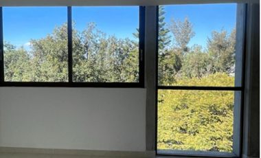 Renta Casa en condominio pequeño Jardín compartido, vigilancia y terraza