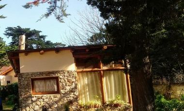 Casa en venta - 4 Dormitorios 3 Baños - Villa Gesell