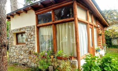 Casa en venta - 4 Dormitorios 3 Baños - Villa Gesell