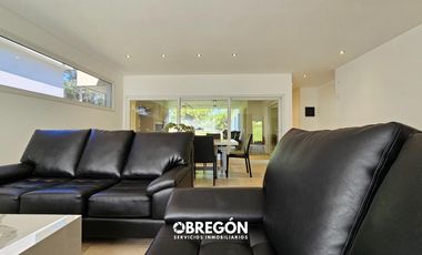 Casa en  Alquiler Temporada 2024 Costa Esmeralda con Pileta