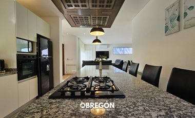 Casa en  Alquiler Temporada 2024 Costa Esmeralda con Pileta