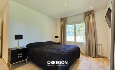 Casa en  Alquiler Temporada 2024 Costa Esmeralda con Pileta