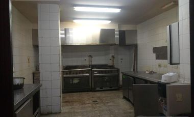 Excelente Local en Microcentro