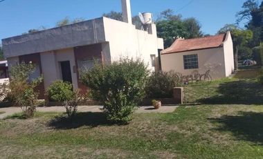 Casa en venta - 3 Dormitorios 2 Baños - 900Mts2 - Chacabuco