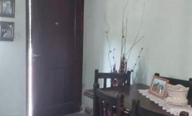 Casa en venta - 3 Dormitorios 2 Baños - 900Mts2 - Chacabuco