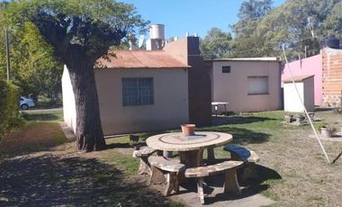 Casa en venta - 3 Dormitorios 2 Baños - 900Mts2 - Chacabuco