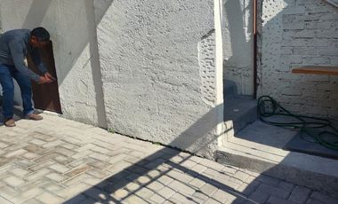 Venta de casa duplex-arriba Bosques del Valle Coacalco 2 rec, 1 b, 1 est y bod.