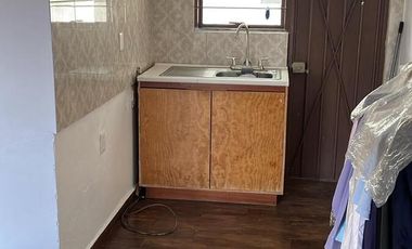 Venta de casa duplex-arriba Bosques del Valle Coacalco 2 rec, 1 b, 1 est y bod.