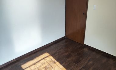 Venta de casa duplex-arriba Bosques del Valle Coacalco 2 rec, 1 b, 1 est y bod.