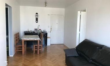 Departamento en venta - 2 Dormitorios 1 Baño - 60Mts2 - Monserrat