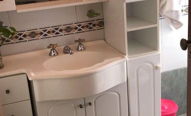 Casa en venta - 4 Dormitorios 3 Baños 2 Cocheras - 440Mts2 - Necochea