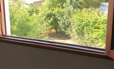 Casa en venta - 4 Dormitorios 3 Baños 2 Cocheras - 440Mts2 - Necochea