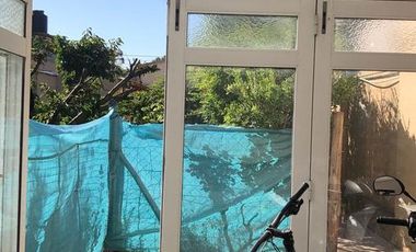 Casa en venta - 4 Dormitorios 3 Baños 2 Cocheras - 440Mts2 - Necochea