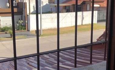 Casa en venta - 4 Dormitorios 3 Baños 2 Cocheras - 440Mts2 - Necochea