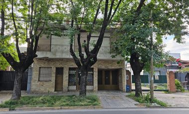 Edificio en venta - 4 Departamentos - Local - 524Mts2 - San Antonio de Padua