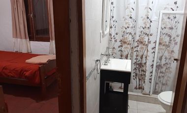 Casa en venta - 5 Dormitorios 3 Baños - Costa del Este