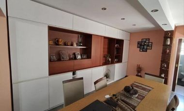 PH en venta - 3 Dormitorios 2 Baños - La Plata