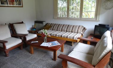 Casa en venta - 3 Dormitorios 2 Baños 2 Cocheras - 760Mts2 - Costa del Este