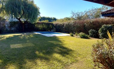 Casa en venta de 5 ambientes en Santa Silvina