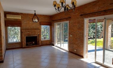 Casa en venta de 5 ambientes en Santa Silvina