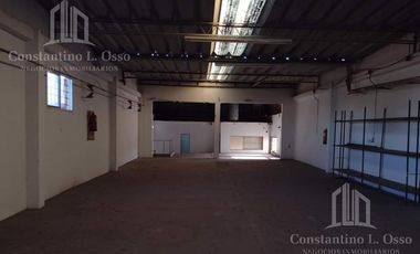 Excelente galpon en venta con renta