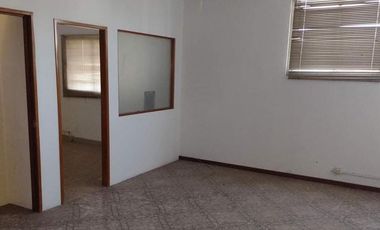 Excelente galpon en venta con renta