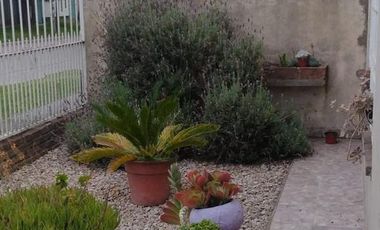 Casa en venta - 3 Dormitorios 3 Baños - 450Mts2 - Florencio Varela