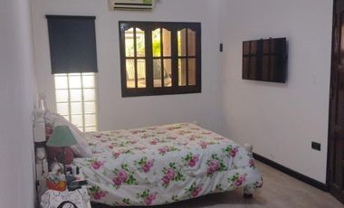 Casa en venta - 3 Dormitorios 3 Baños - 450Mts2 - Florencio Varela