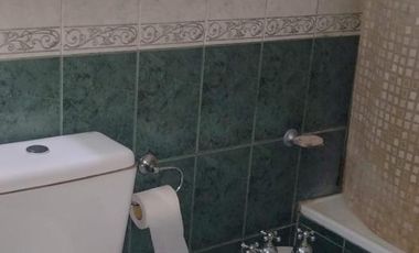 Casa en venta - 3 Dormitorios 3 Baños - 450Mts2 - Florencio Varela