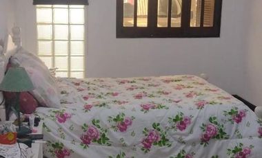 Casa en venta - 3 Dormitorios 3 Baños - 450Mts2 - Florencio Varela