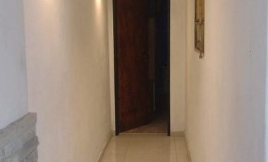 Casa en venta - 3 Dormitorios 3 Baños - 450Mts2 - Florencio Varela